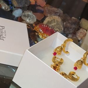 Hugger Bali Hoops Bollywood